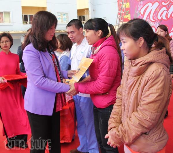 “Tết sum vầy” cho công nhân lao động ảnh 3